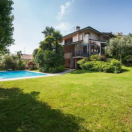Bed & Breakfast Adriano 3*