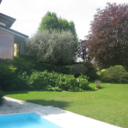 Bed & Breakfast Adriano 3*